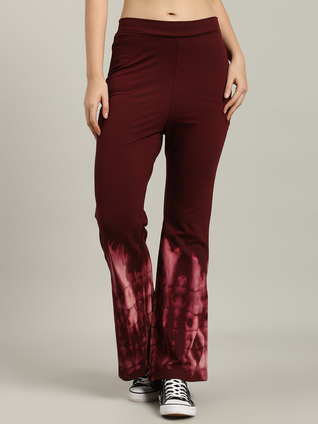 WOMEN'S MEMORIA BAGGY TIE-DYE JOGGER (MAROON)