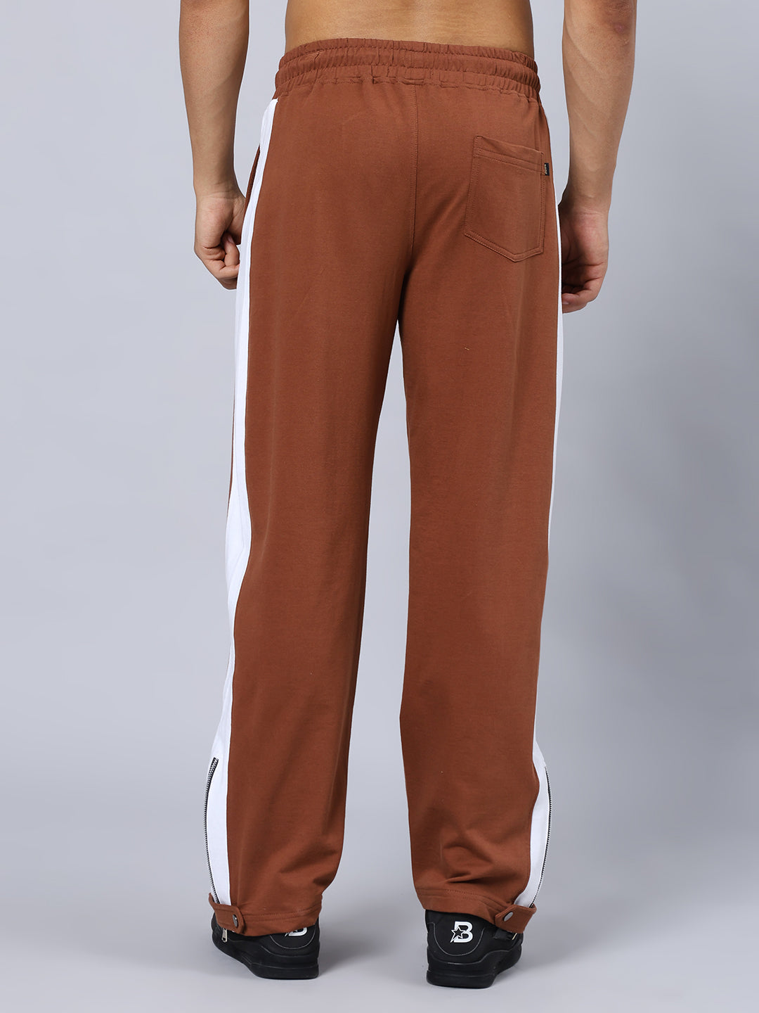 WONDER SLIT ZIPPER JOGGERS (BROWN)