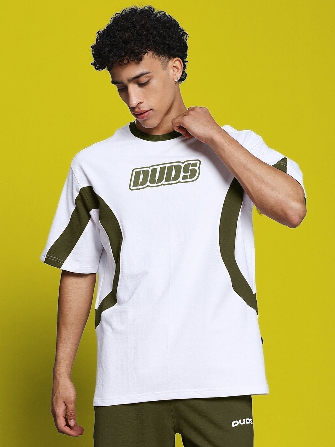 EZEL OVER-SIZED T-SHIRT (OLIVE WHITE)