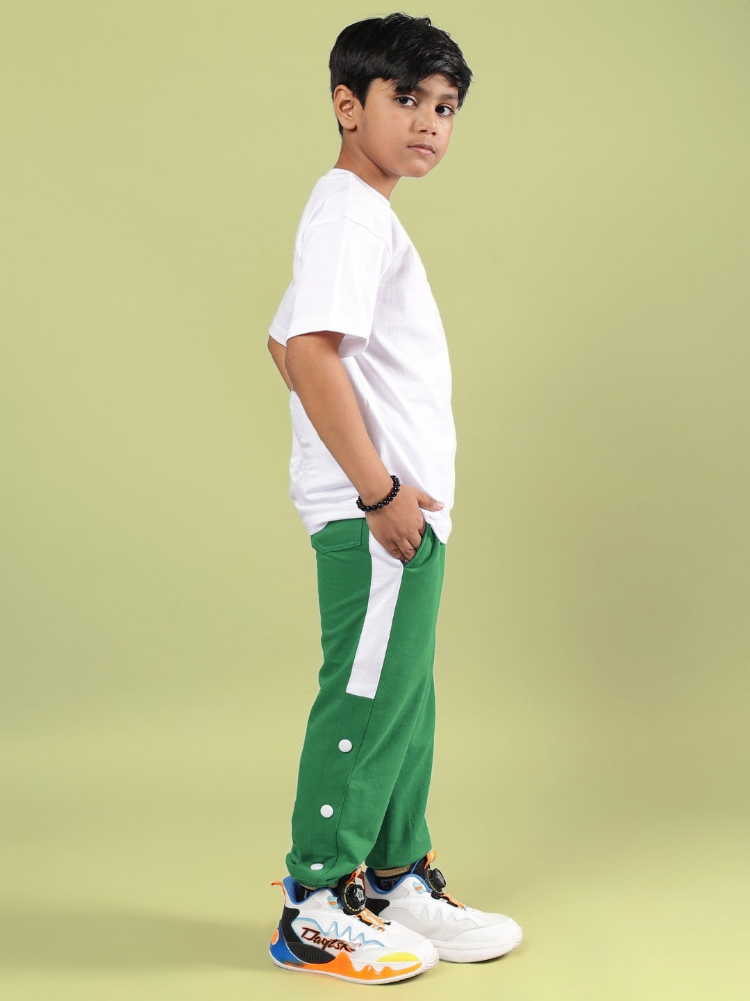 GOKU AND BULMA PRINTED CO-ORD FOR BOYS & GIRLS (WHITE-GREEN)