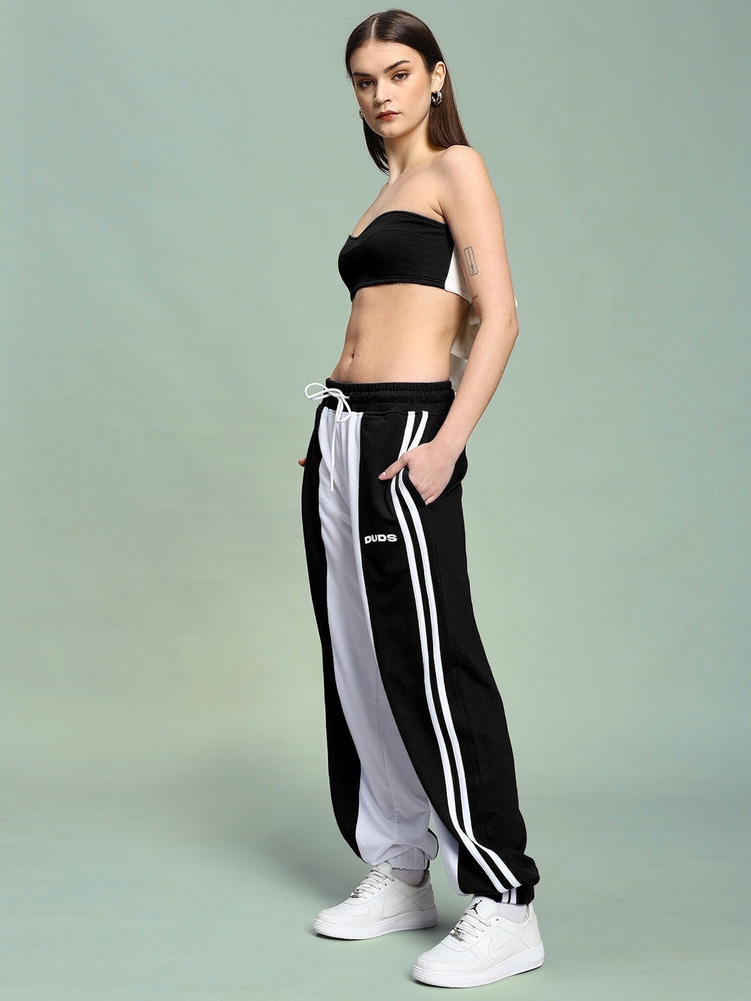 WOMEN'S AZORA CO-ORD SET (BLACK-WHITE)