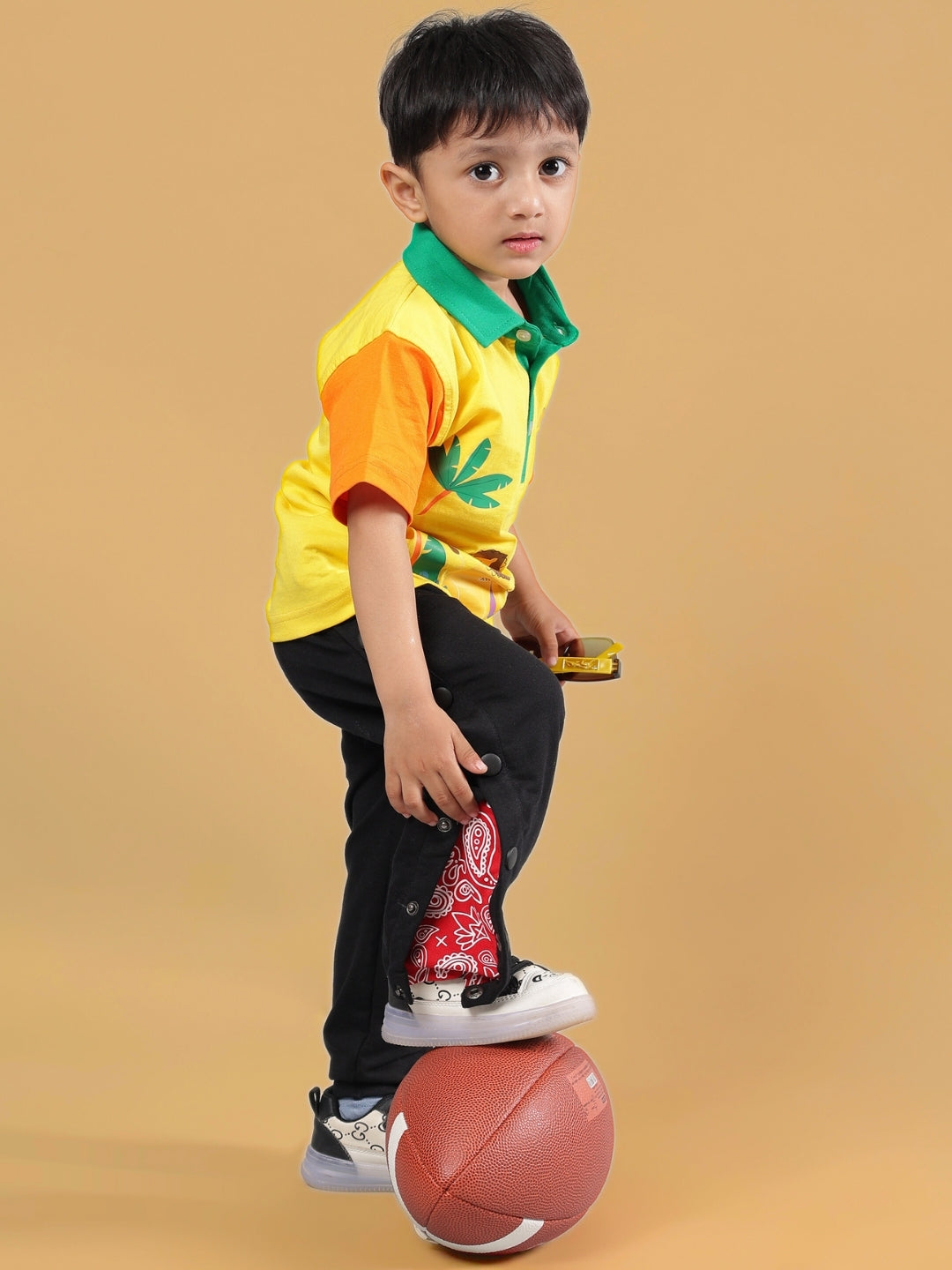 MAMBO JOGGER FOR BOYS & GIRLS (BLACK-RED)