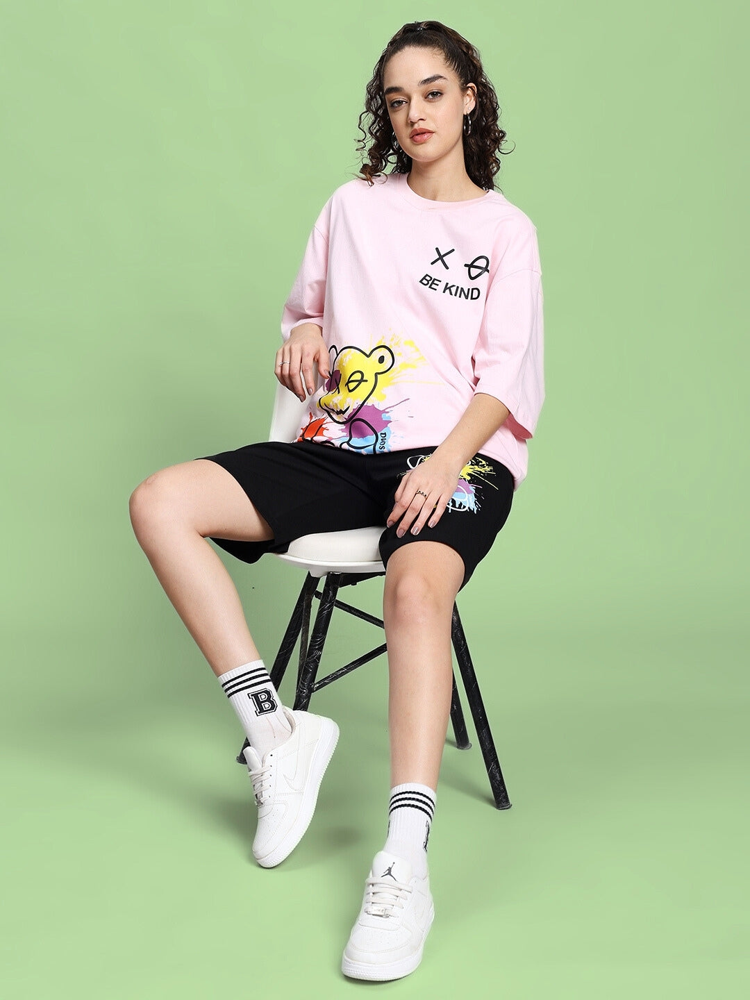 WOMEN'S BE KIND REGULAR FIT SHORTS (BLACK)