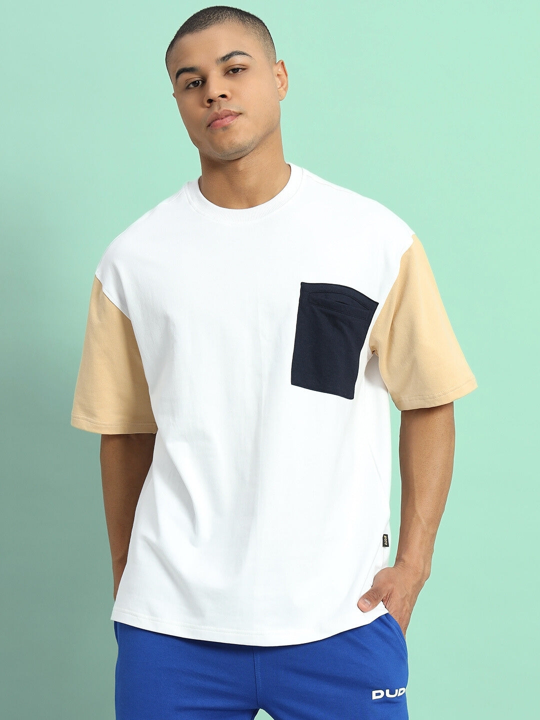 FRESCO COLOR BLOCKED OVERSIZED T-SHIRT WHITE BEIGE with premium cotton fabric, featuring beige and white color blocks and a stylish pocket design.