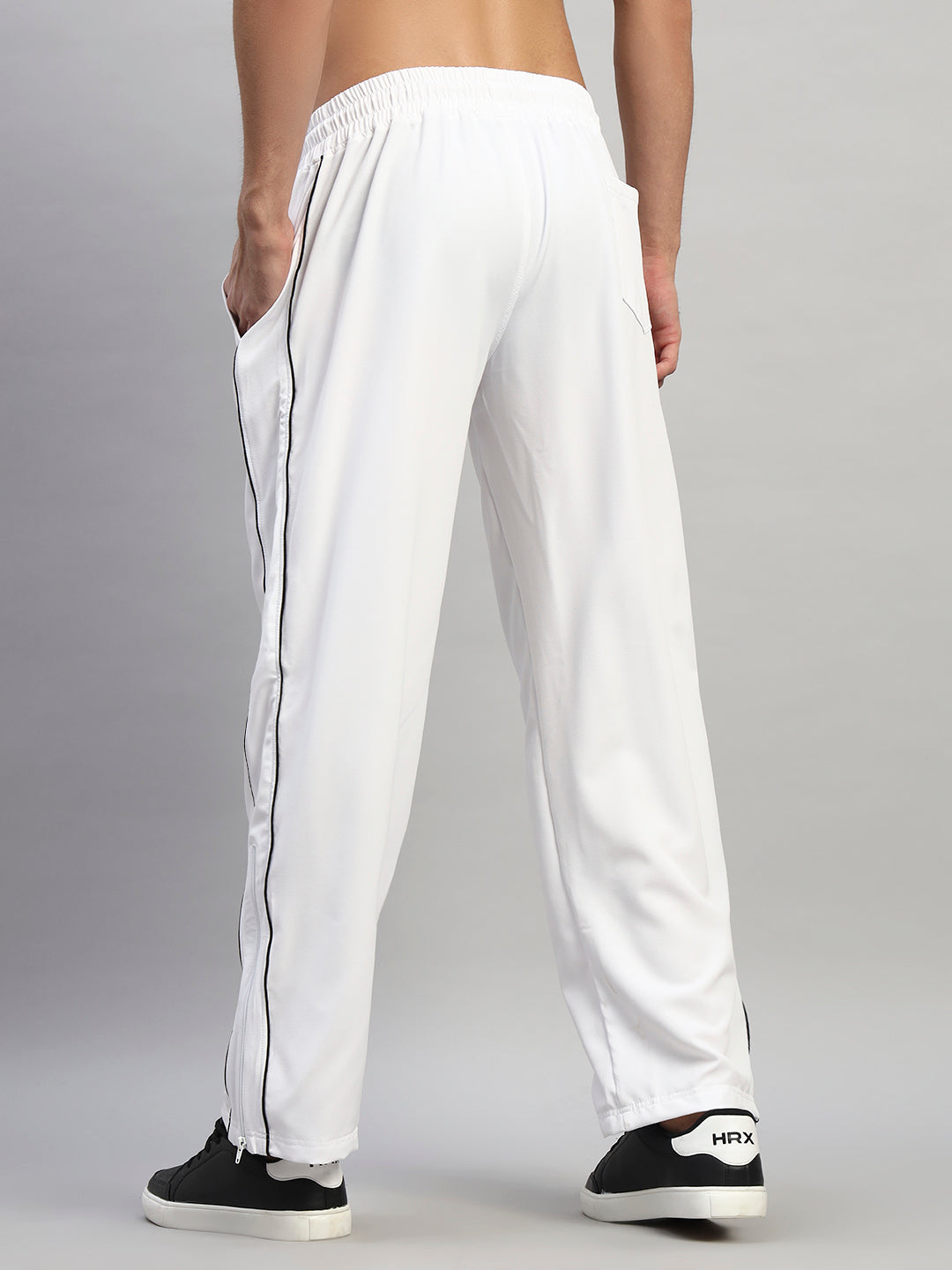 RELIGHT RELAXED-FIT JOGGERS (WHITE)