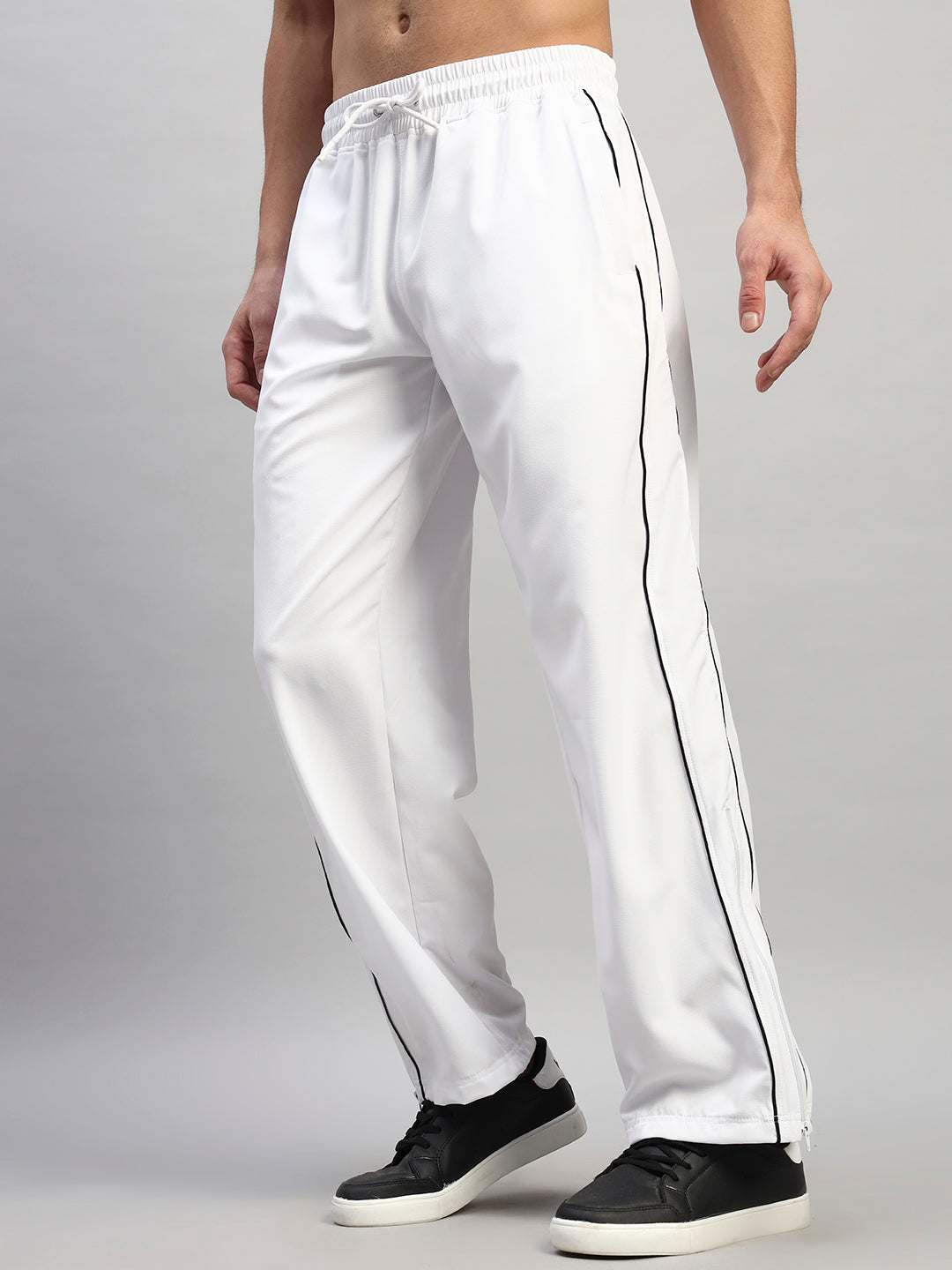 RELIGHT RELAXED-FIT JOGGERS (WHITE)
