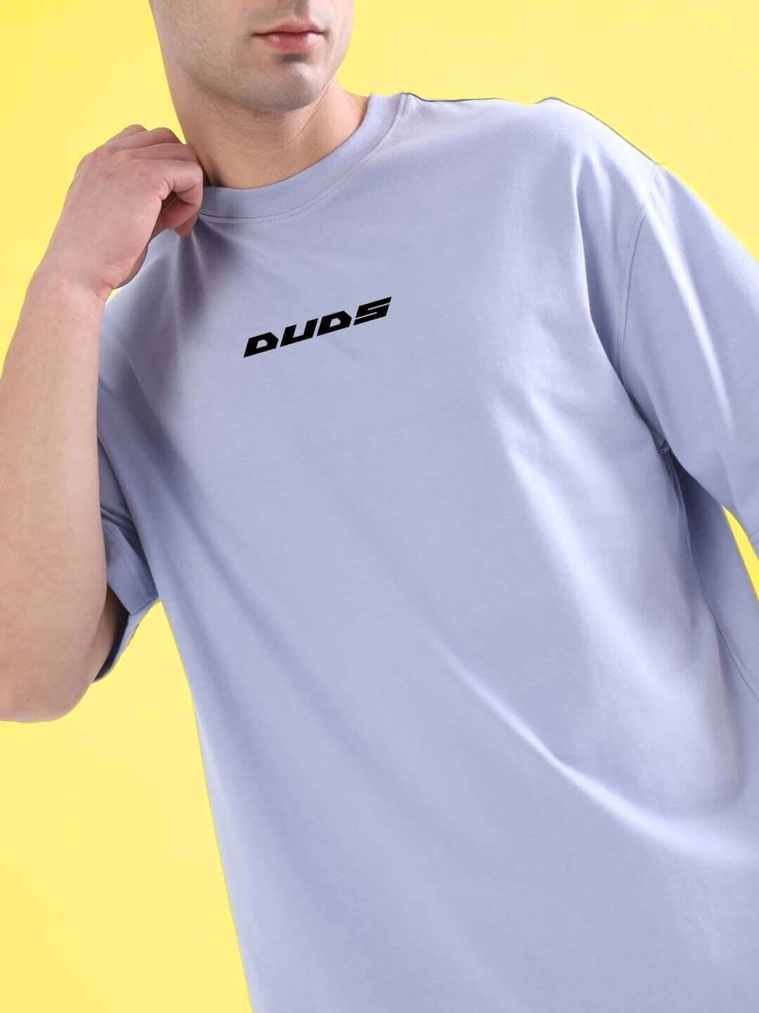 FIND YOUR WAY OVER-SIZED T-SHIRT LILAC made of premium 100% cotton fabric, featuring a stylish design for comfort and fashion.