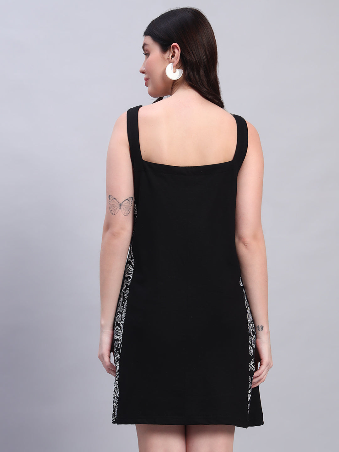WOMEN'S KUDOS DRESS (BLACK)