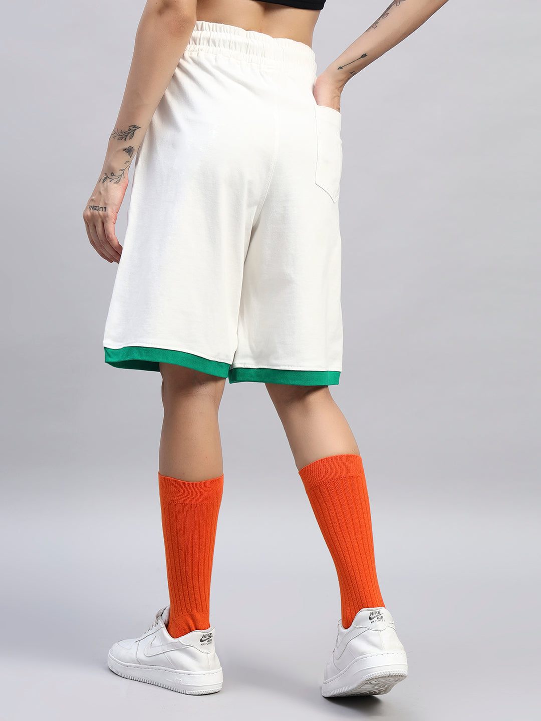 WOMEN'S DRIBBLE SUMMER SHORTS (OFF-WHITE)