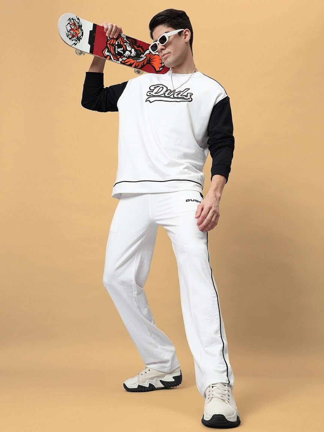 HUNK JOGGER (WHITE)