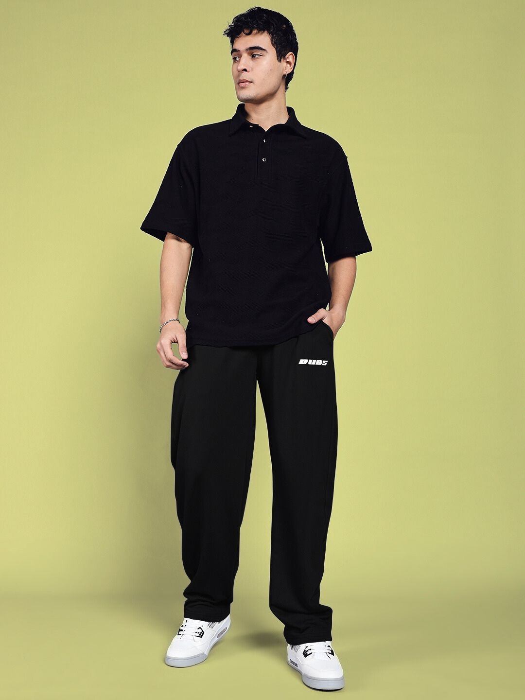 VANILLA RELAXED-FIT JOGGERS (BLACK)