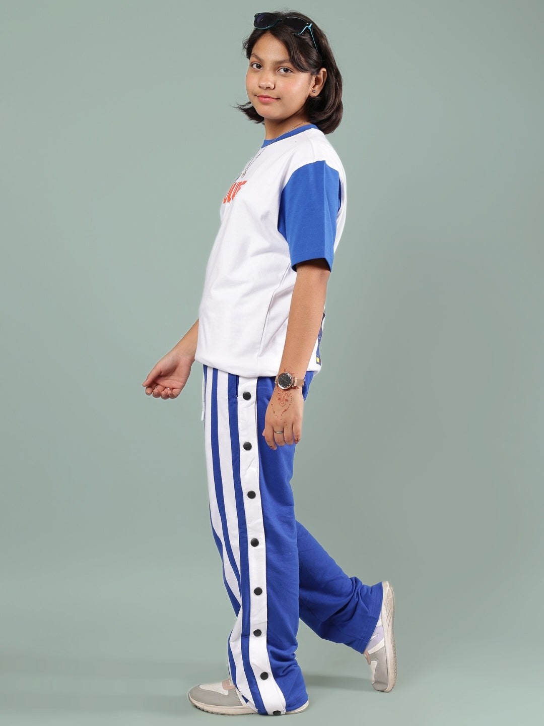 IRONA CO-ORD FOR BOYS & GIRLS (WHITE-R BLUE)