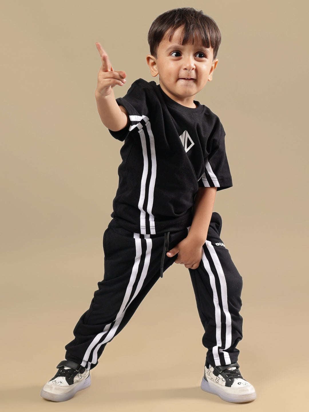 OUTLOOK SUMMER CO-ORD SET FOR BOYS & GIRLS (BLACK)