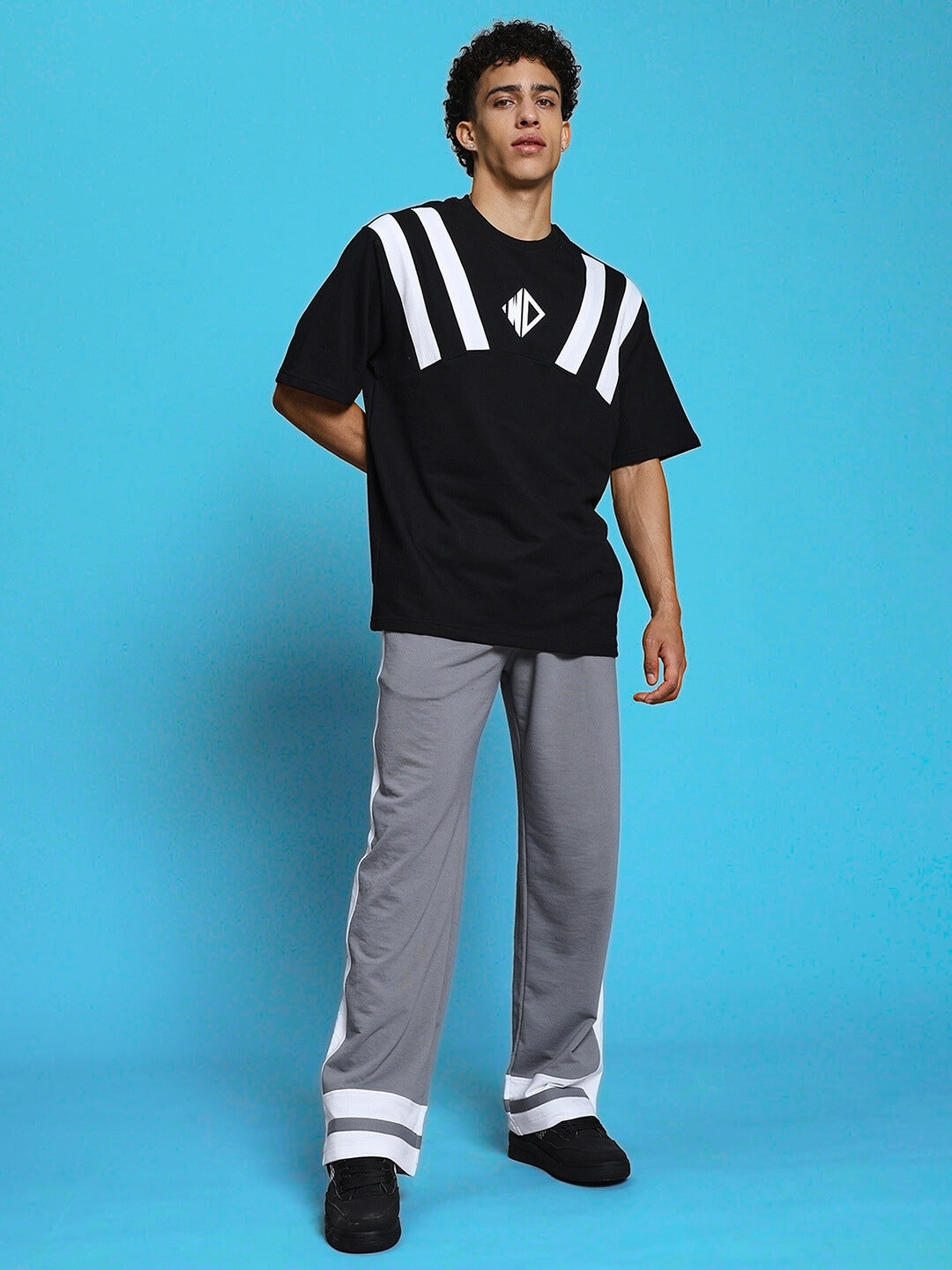 ALLONZO OVER-SIZED T-SHIRT (BLACK)