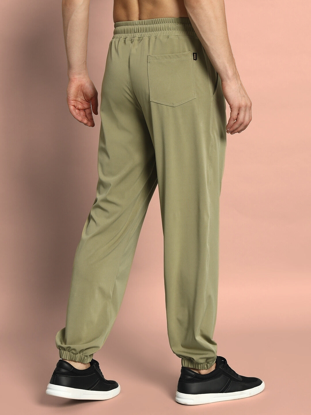 AGILE RELAXED PANT JOGGER (OLIVE GREEN)