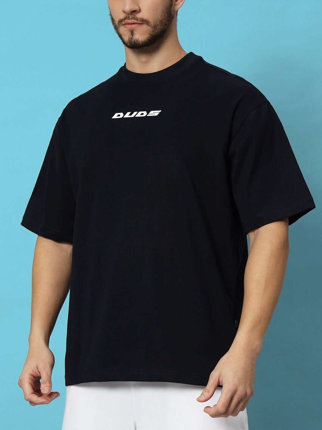 FLAME HOWL OVER-SIZED T-SHIRT NAVY BLUE on model against blue background