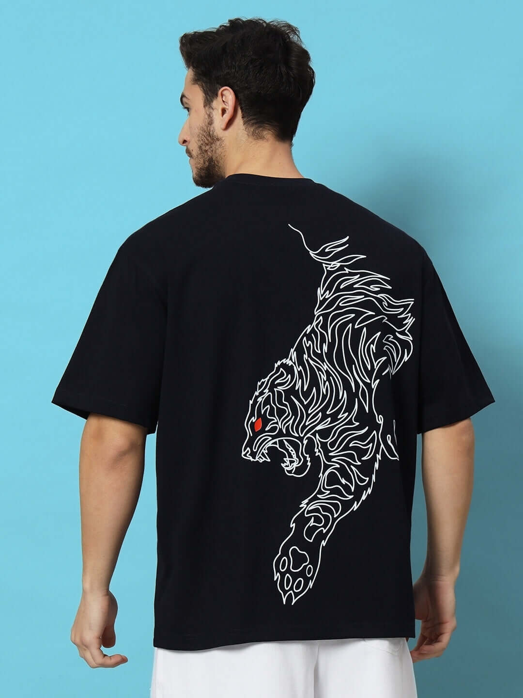 FLAME HOWL OVER-SIZED T-SHIRT NAVY BLUE with unique tiger design on the back, perfect for a casual and bold style.