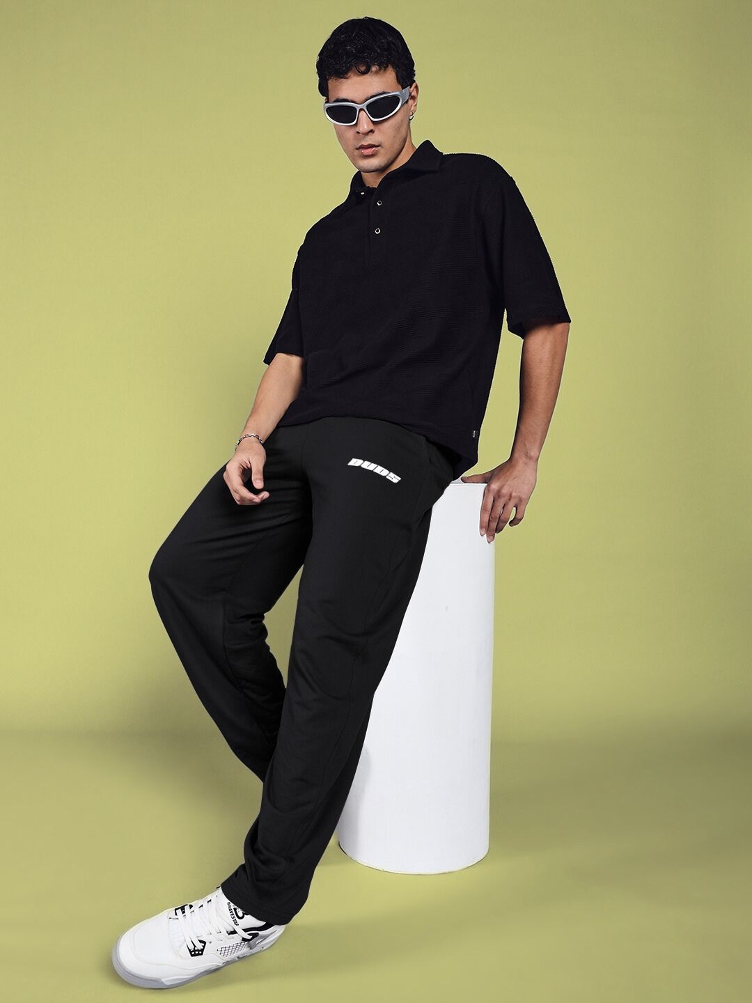 VANILLA RELAXED-FIT JOGGERS (BLACK)