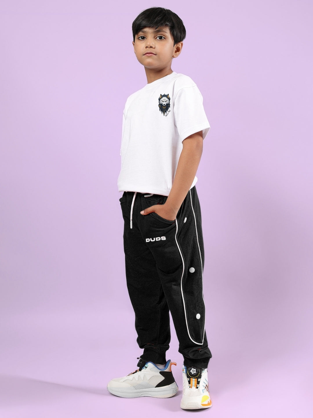 NORDIC WOLF CO-ORD FOR BOYS & GIRLS (WHITE-BLACK)
