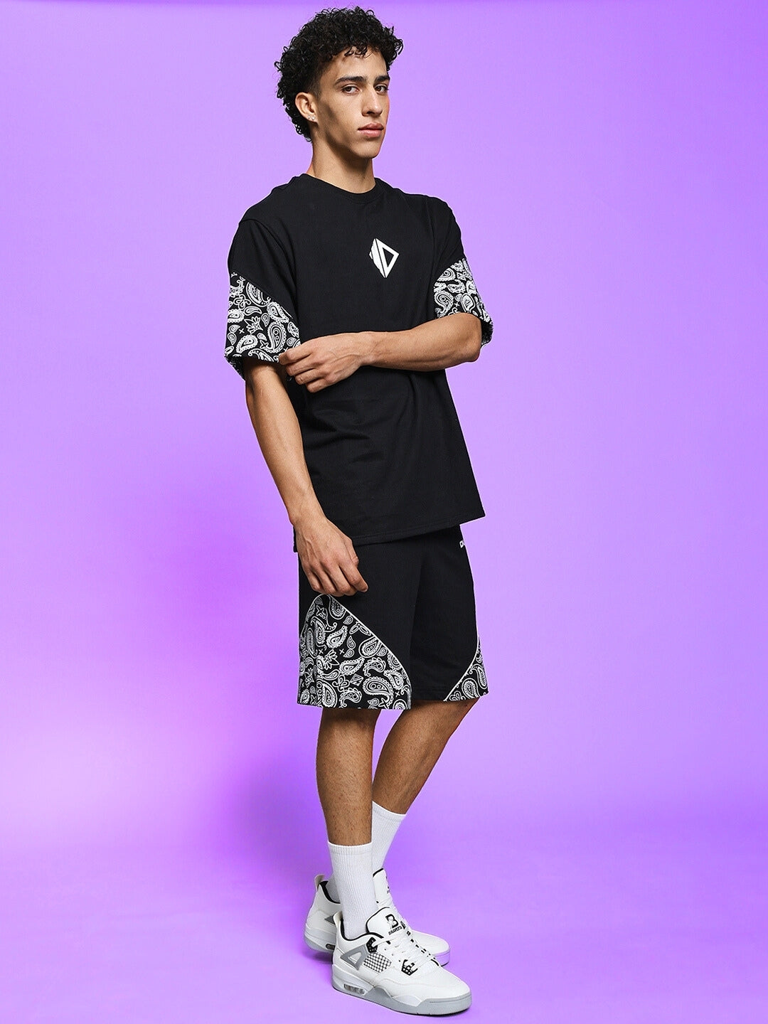 CALVIN REGULAR FIT SHORTS (BLACK)
