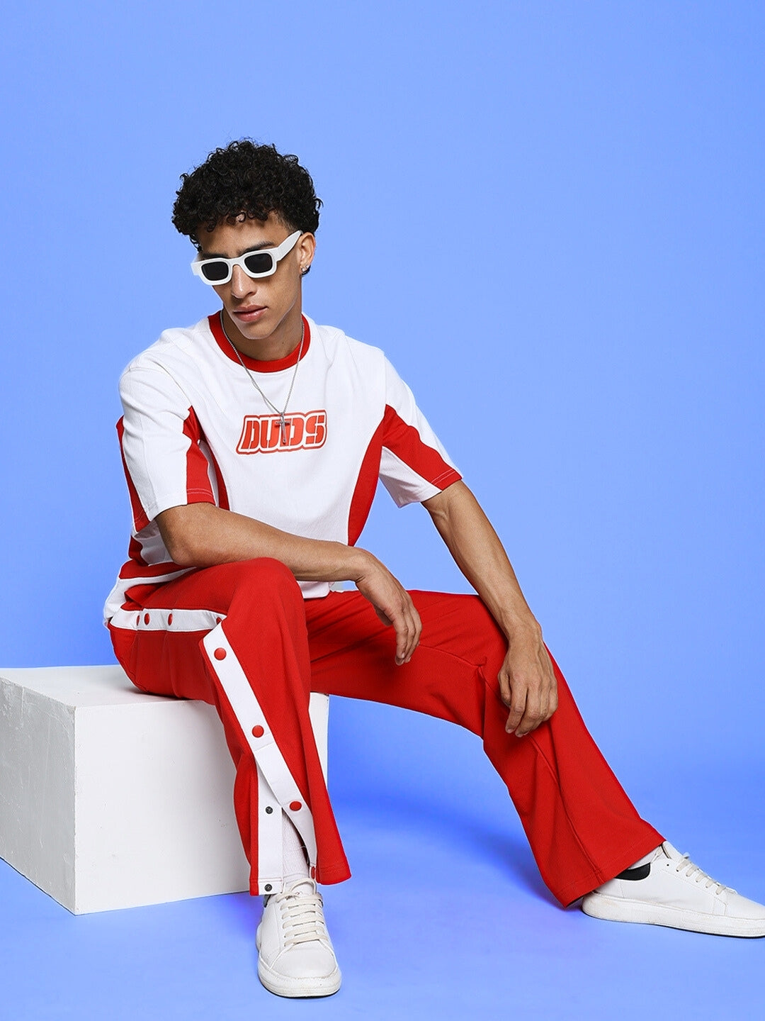 EZEL RELAXED FIT JOGGER (RED)