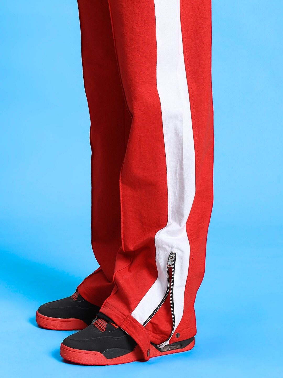 WONDER SLIT ZIPPER JOGGERS (RED-WHITE)