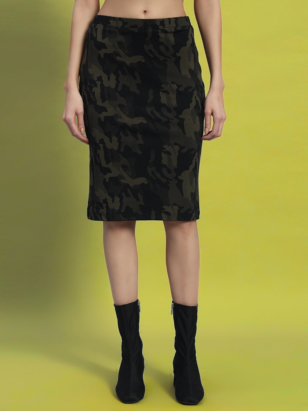 WOMEN'S NAIROBI CO-ORD SET (CAMO GREEN)
