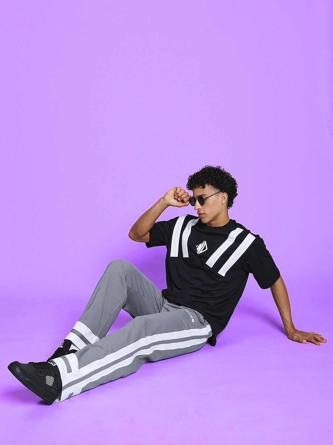 RONNY SIDE STRIPE JOGGER (GREY-WHITE)