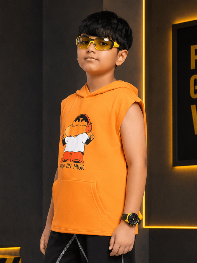 BEAT MODE SLEEVELESS HOODED T-SHIRT FOR BOYS GIRLS ORANGE worn by a boy, featuring a graphic design and bright colors.