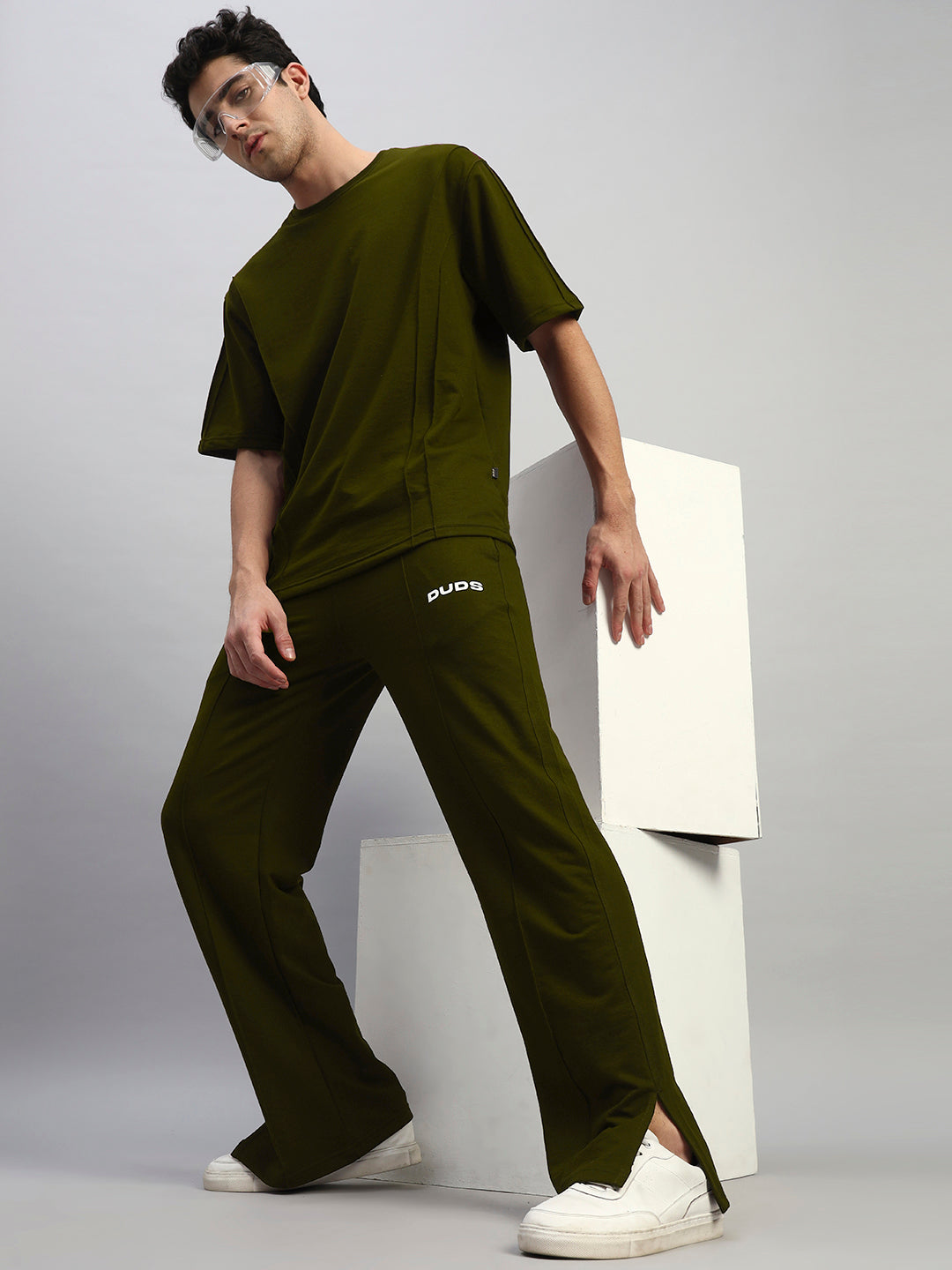 ZION SIDE SLIT JOGGERS (OLIVE GREEN)
