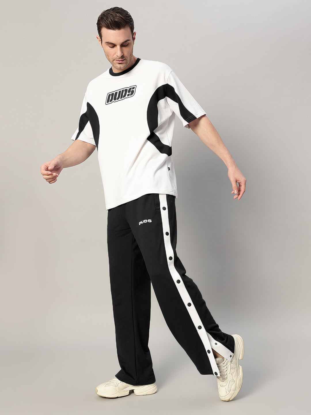 EZEL RELAXED FIT JOGGER (BLACK)