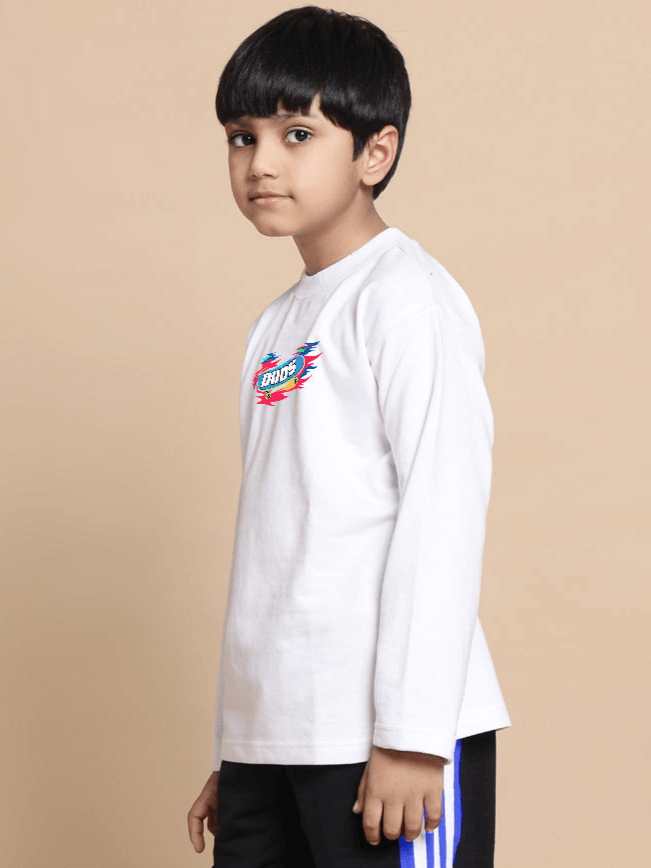 A boy wearing a white Alien oversized sweatshirt designed for both boys and girls, featuring a colorful DUDS graphic on the chest.
