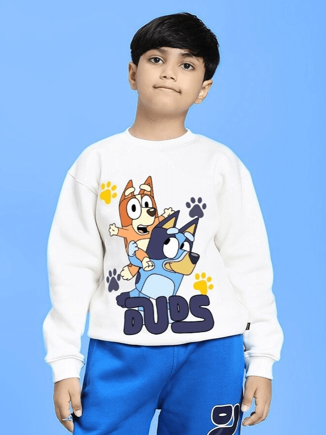 Child wearing BLUEY BINGO FLEECE SWEATSHIRT FOR BOYS AND GIRLS WHITE with cartoon characters