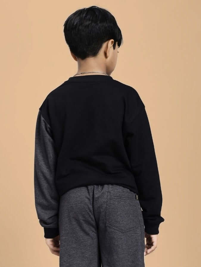 Child wearing BOSCO STRIPE SWEATSHIRT BOYS AND GIRLS BLACK DARK GREY.