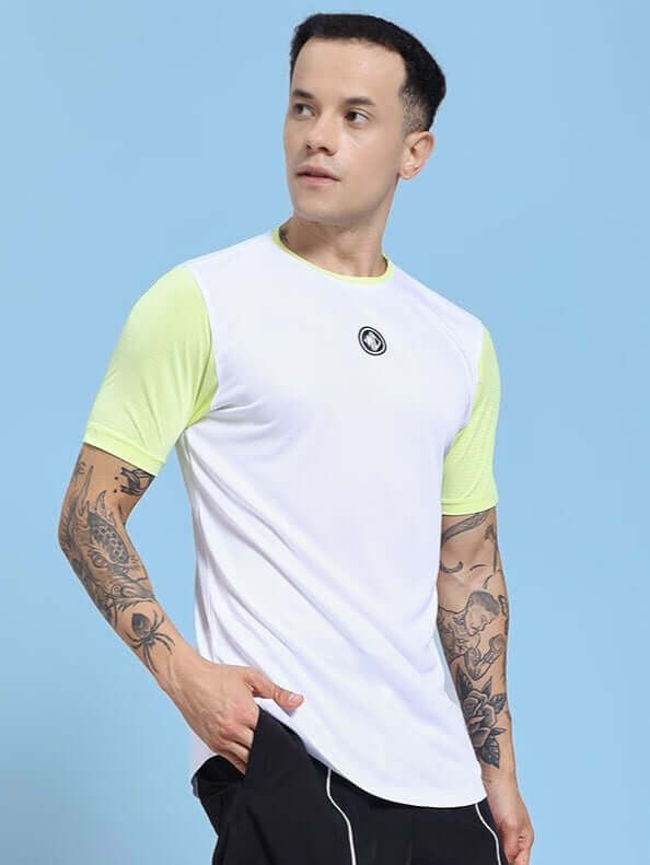 Person wearing CHAMPION ZONE REGULAR FIT T-SHIRT WHITE NEON GREEN