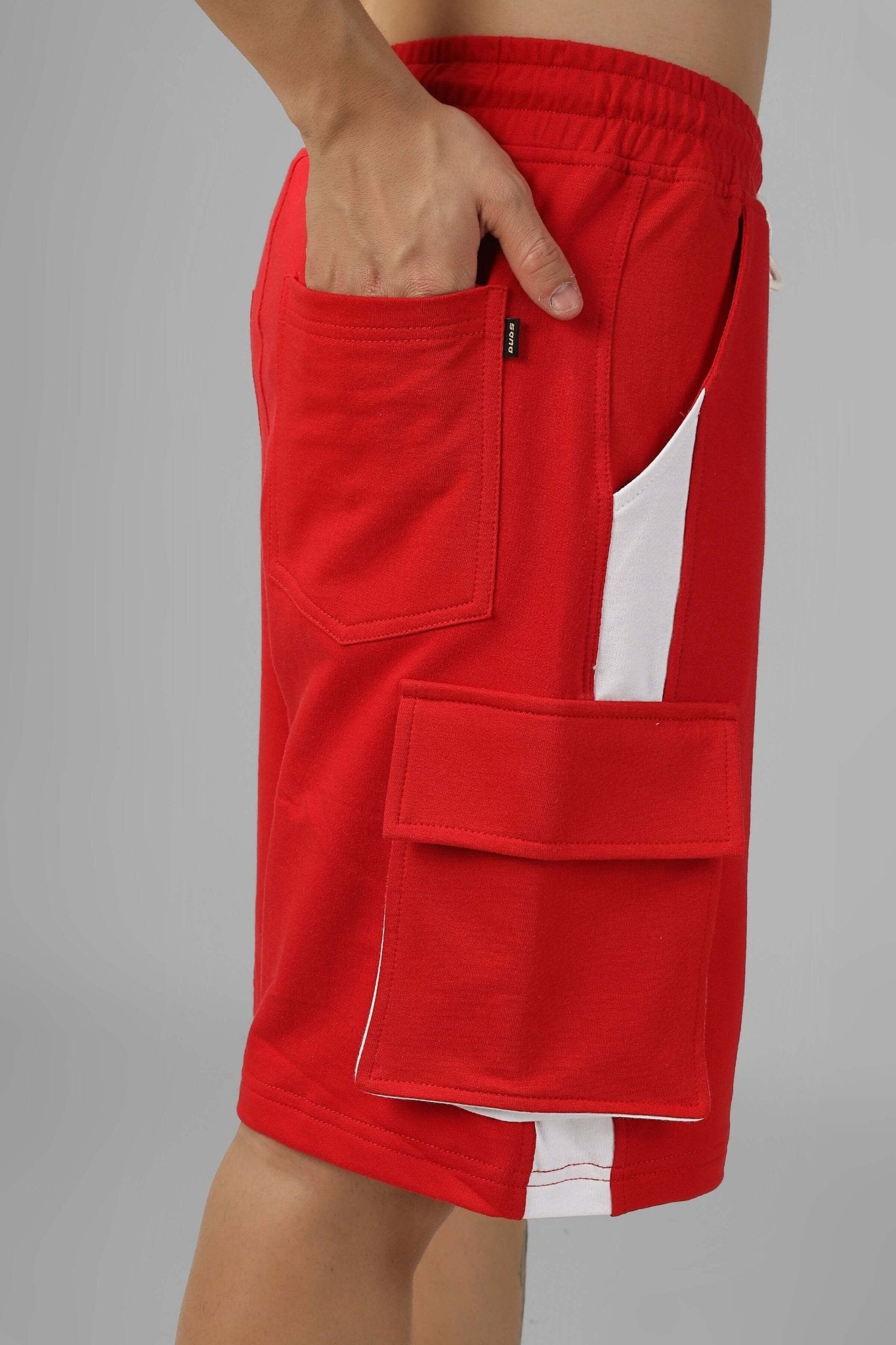 CONTRA REGULAR FIT CARGO SHORTS RED WHITE - SHORTS