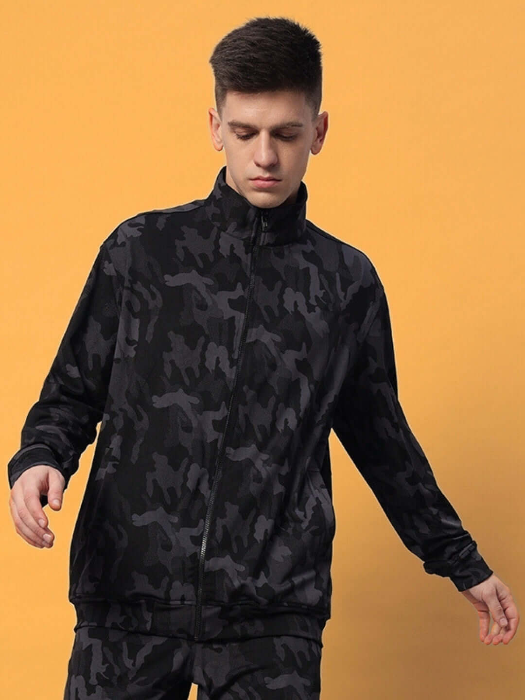 DEFENCE CO-ORD SETS CAMOUFLAGE NAVY worn by a model, showcasing military-inspired urban style with durable fabric for active days.