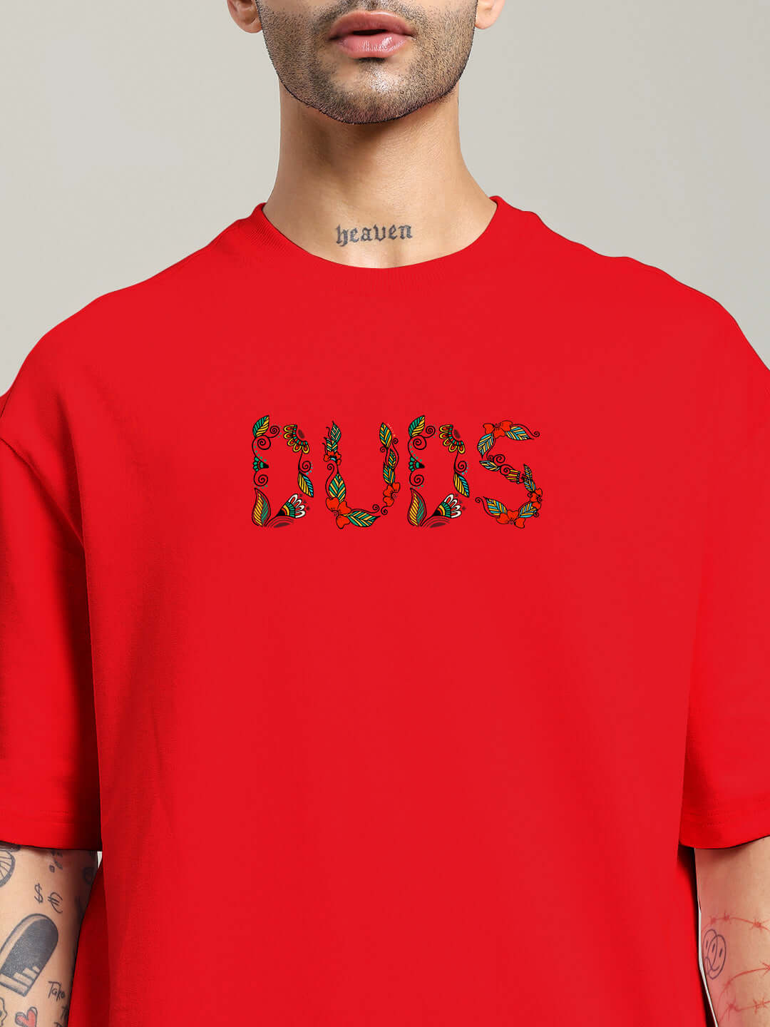 Dragonfly oversized red T-shirt made of premium heavy gauge fabric, featuring a unique design. Ideal for a stylish and comfortable look.