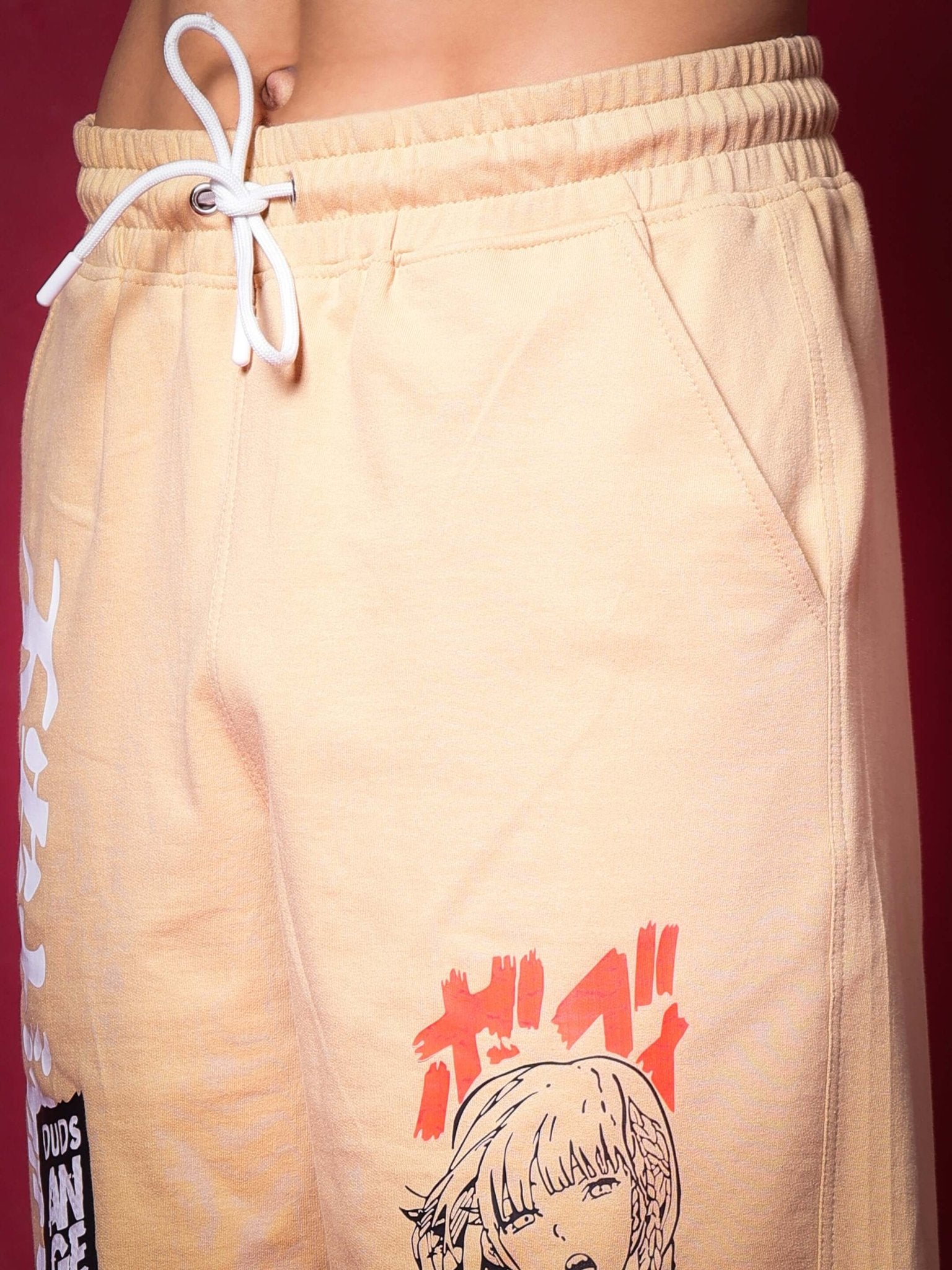 DUDS ANIME GIRL REGULAR FIT SHORTS LIGHT ORANGE - SHORTS
