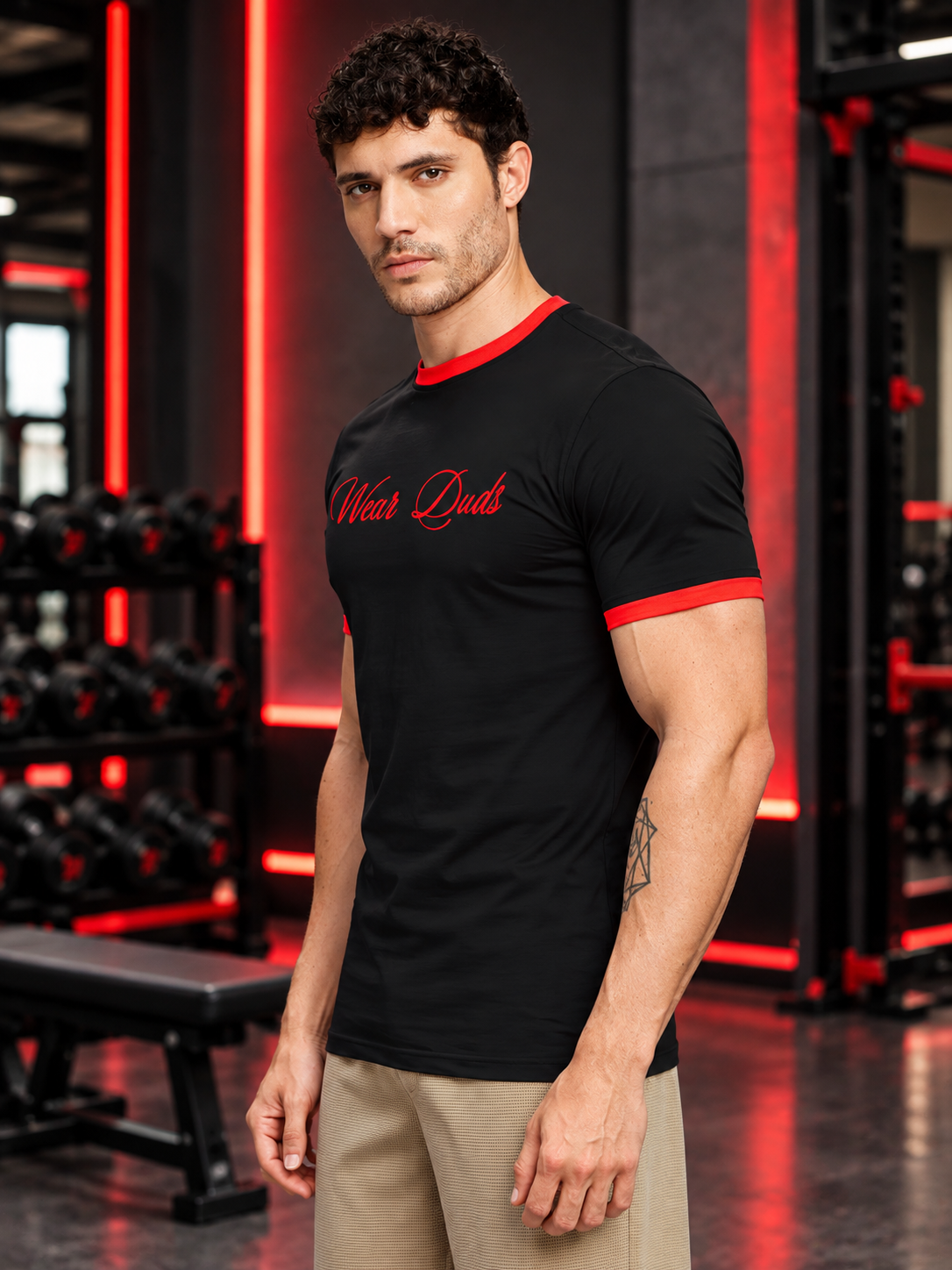 EMBROIDERED GRAPHIC FIT T-SHIRT BLACK