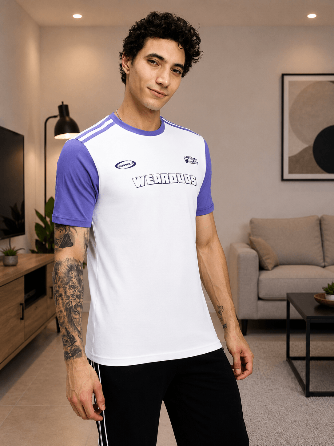 STREET WONDER REGULAR FIT T-SHIRT WHITE MULTI displayed on a model with a stylish background.