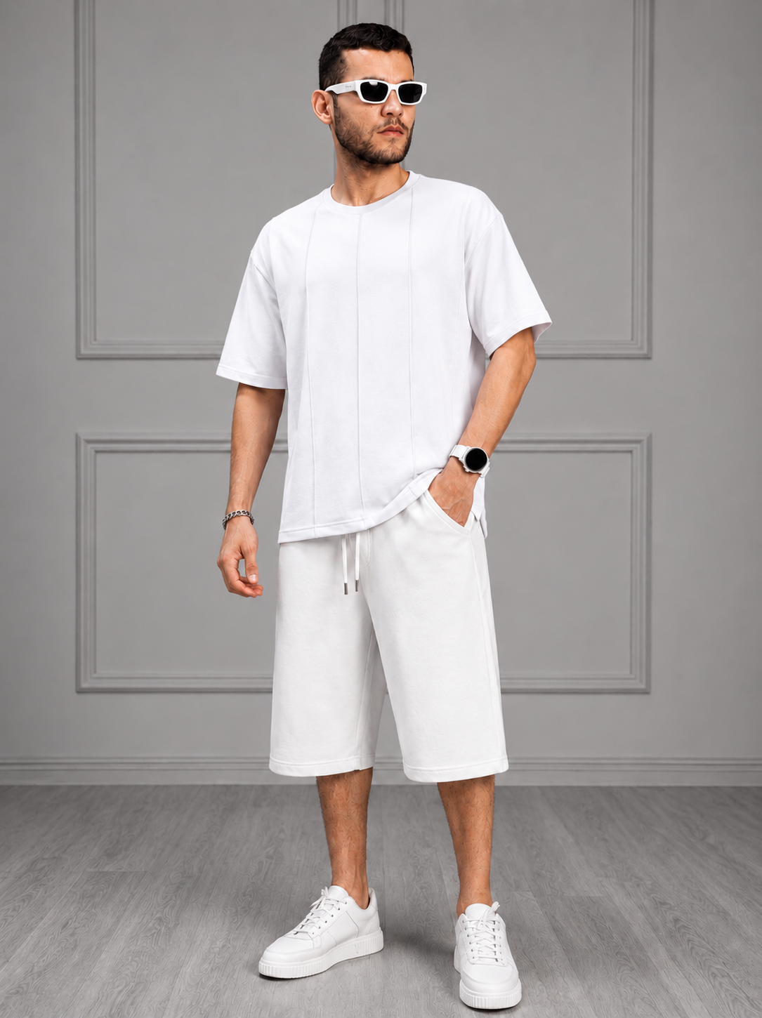 BOXY FIT PANELS OVERSIZED T-SHIRT WHITE