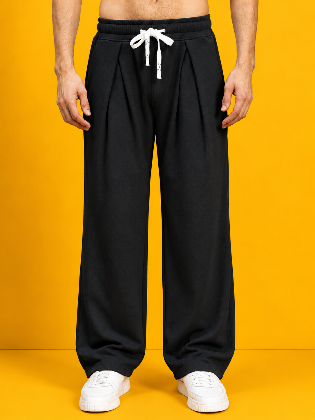 DRAPE TAILORED FIT JOGGERS BLACK