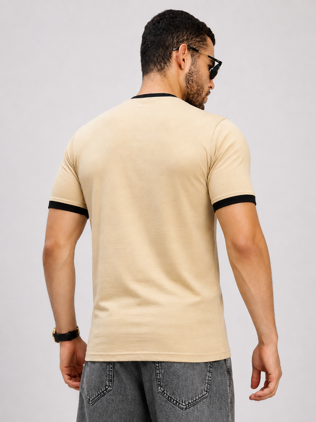 MINIMALIST CONTRAST EDGE T-SHIRT BEIGE