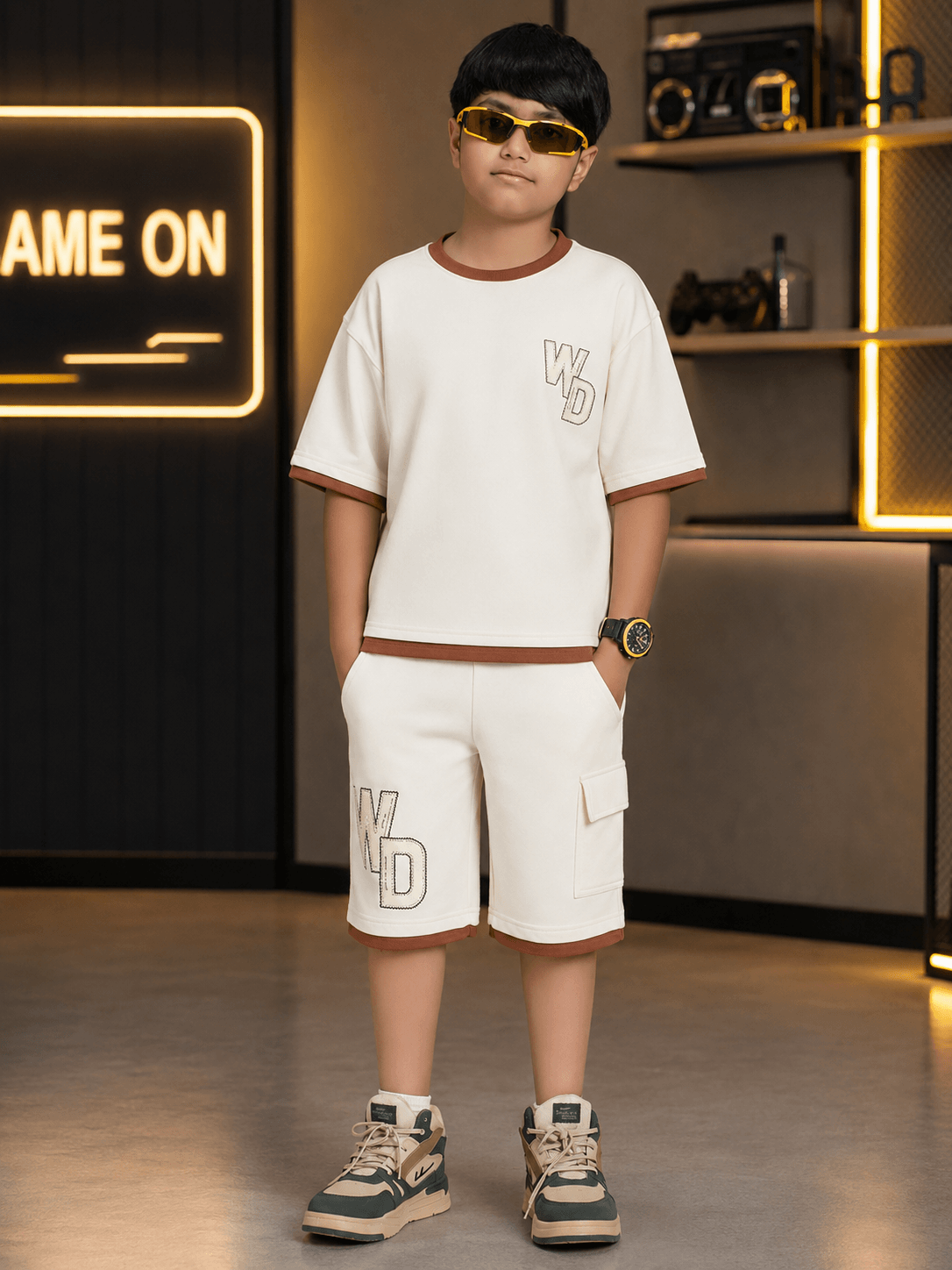 DOWNTOWN CO-ORD FOR BOYS GIRLS OFF-WHITE, stylish outfit for kids featuring shorts and t-shirt in off-white color.