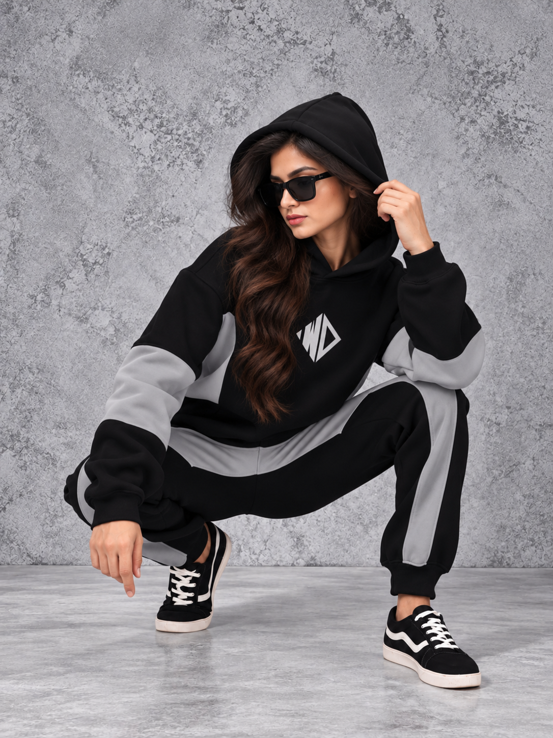 WOMEN WD GORBCORE HOODIE BLACK-GREY