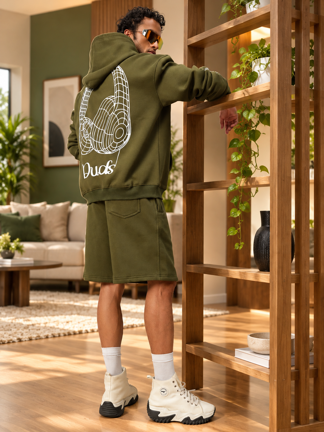 WEARDUDS FLEECE MUSIC GRAPHIC HOODIE OLIVE GREEN