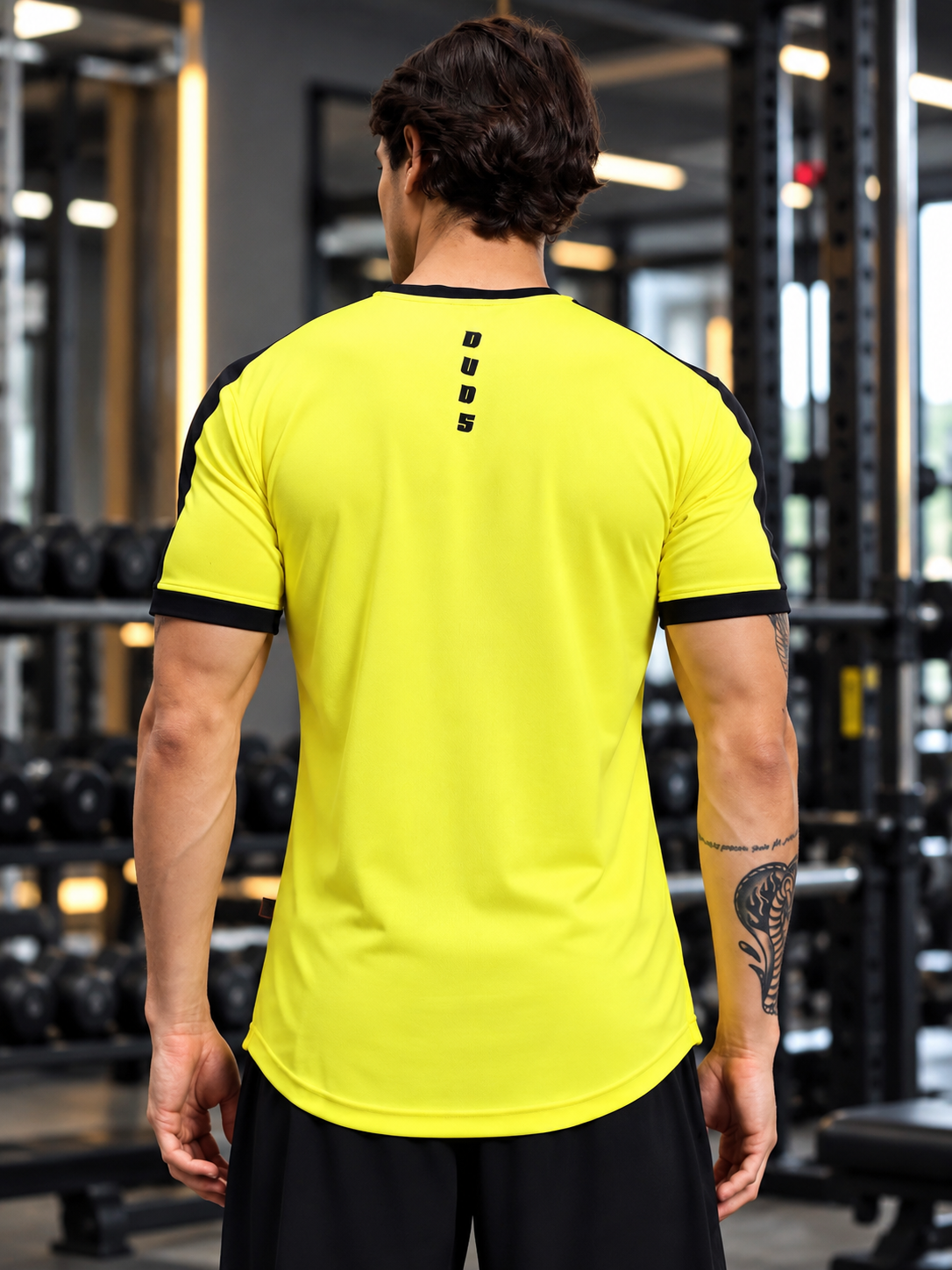 SHERPA REGULAR FIT T-SHIRT YELLOW