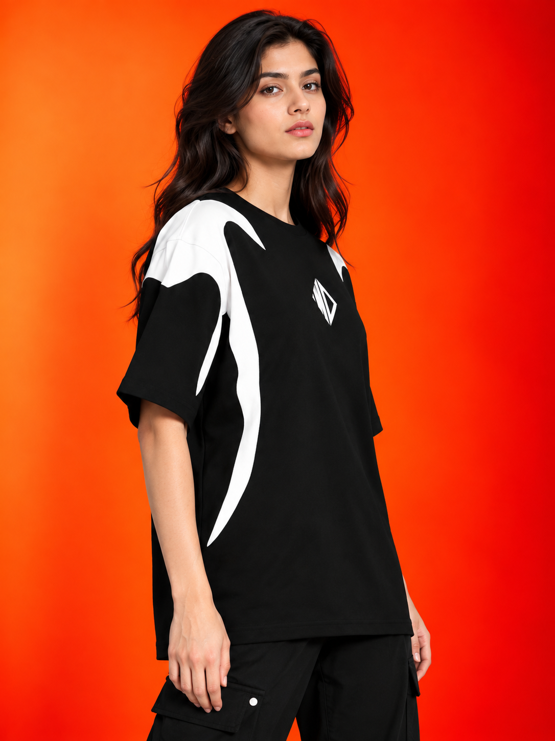 WOMEN INFINITY SAGA OVER-SIZED T-SHIRT BLACK
