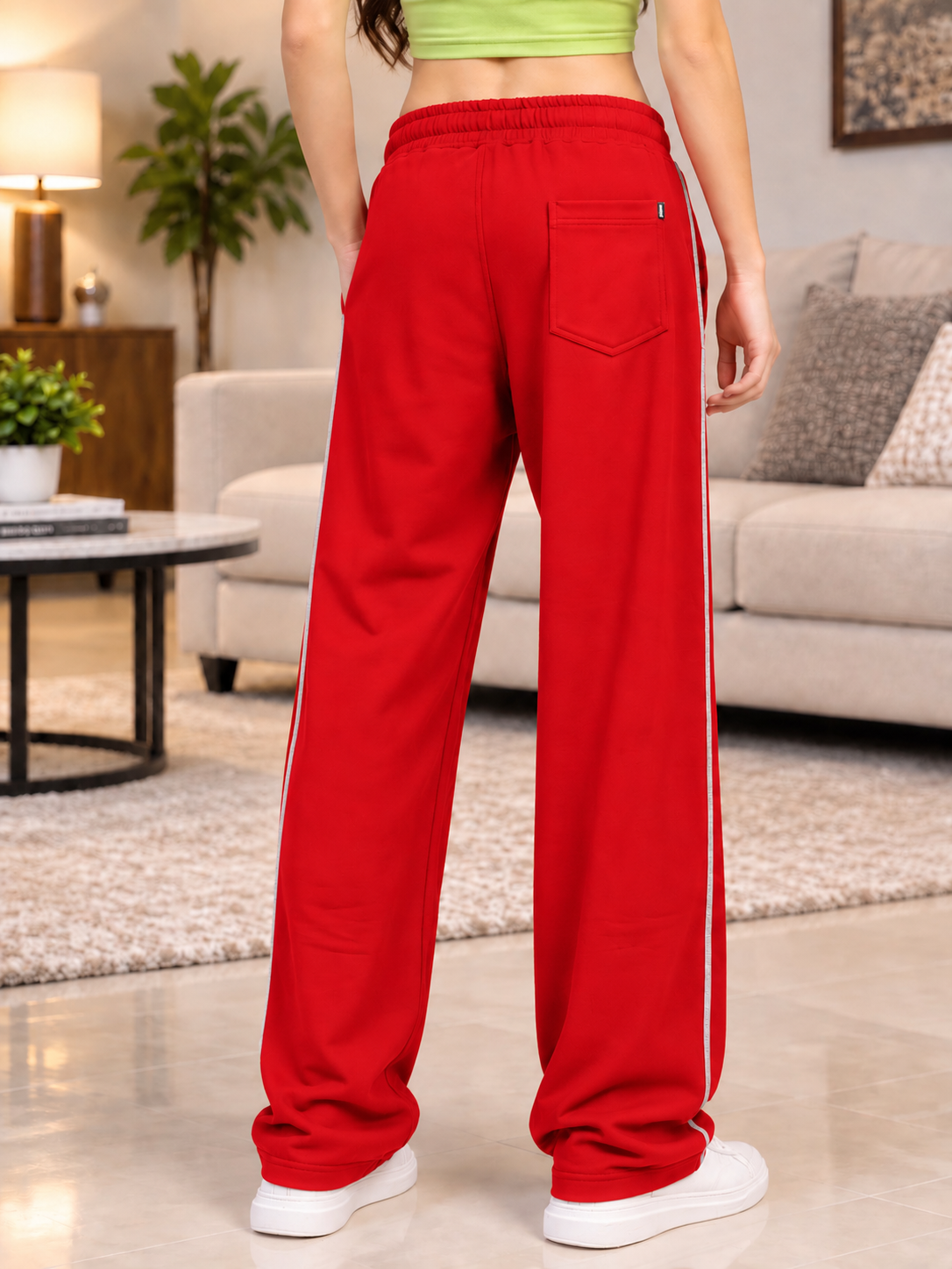 WOMEN BEAT MODE FIT JOGGERS RED